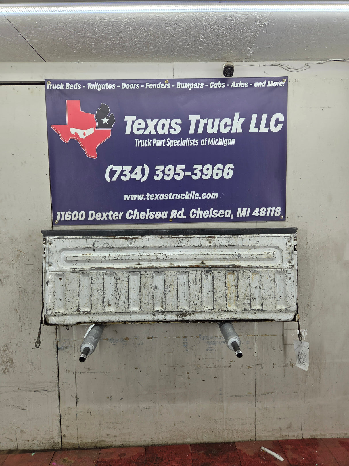 2008-2016 Ford Super Duty Tailgate F250 F350 F450 F550 - Oxford White