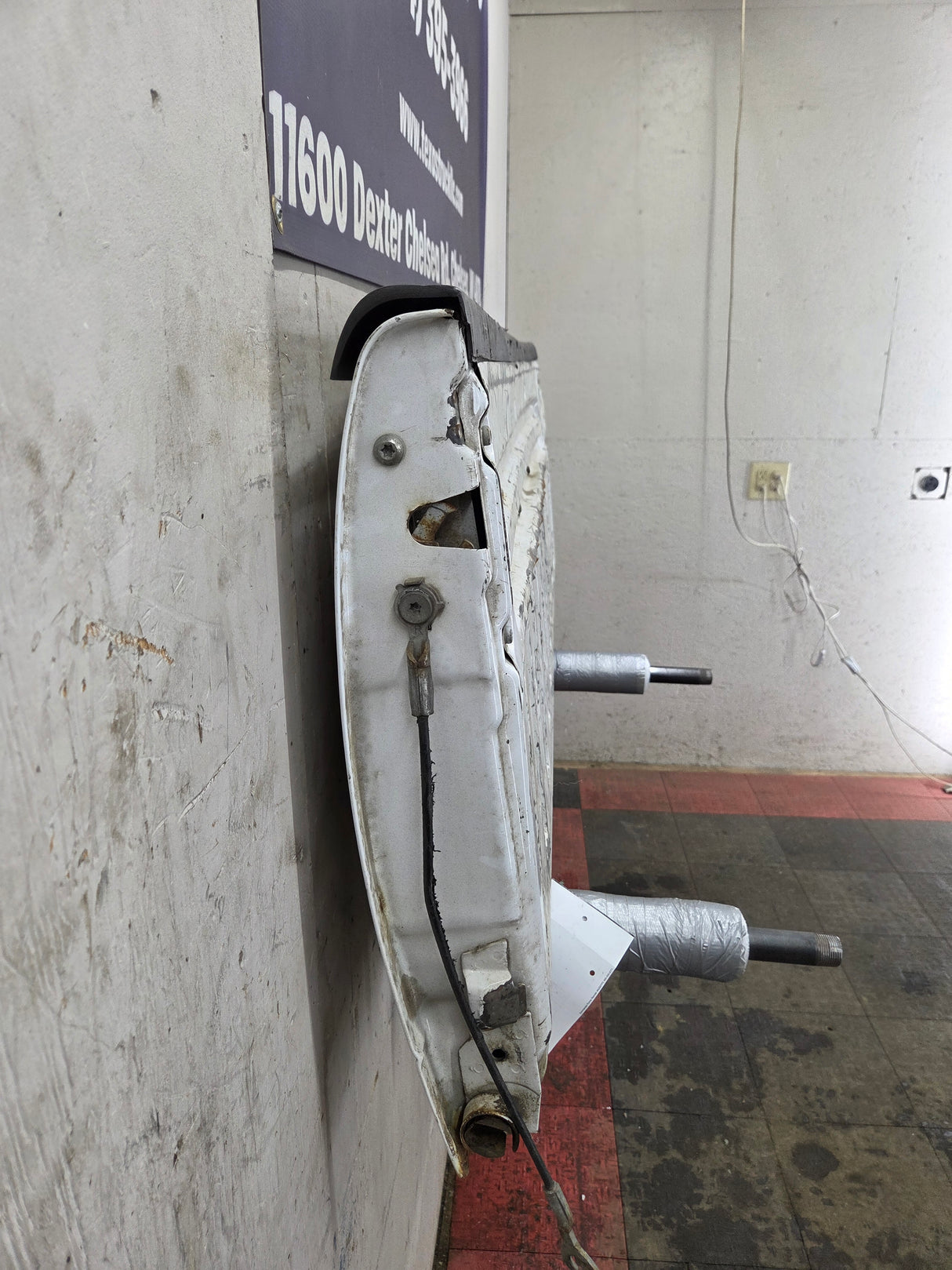 2008-2016 Ford Super Duty Tailgate F250 F350 F450 F550 - Oxford White