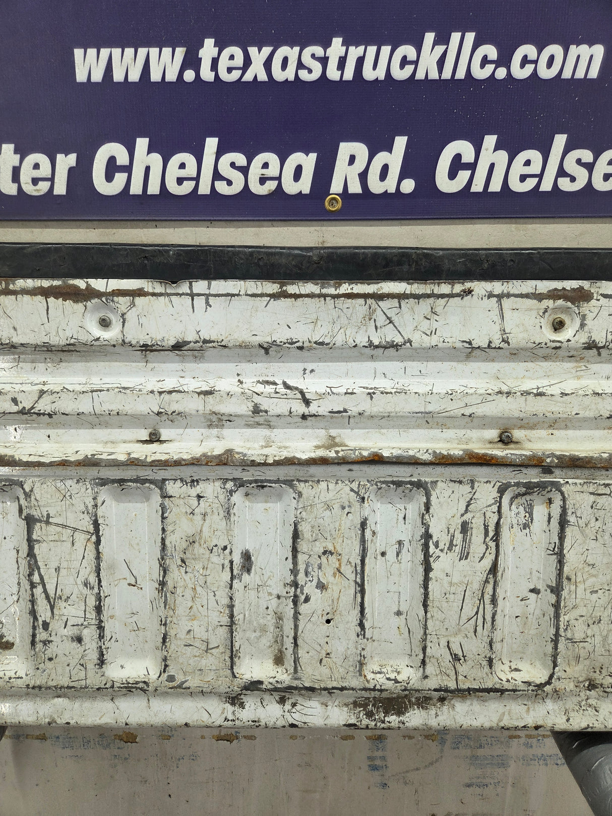 2008-2016 Ford Super Duty Tailgate F250 F350 F450 F550 - Oxford White