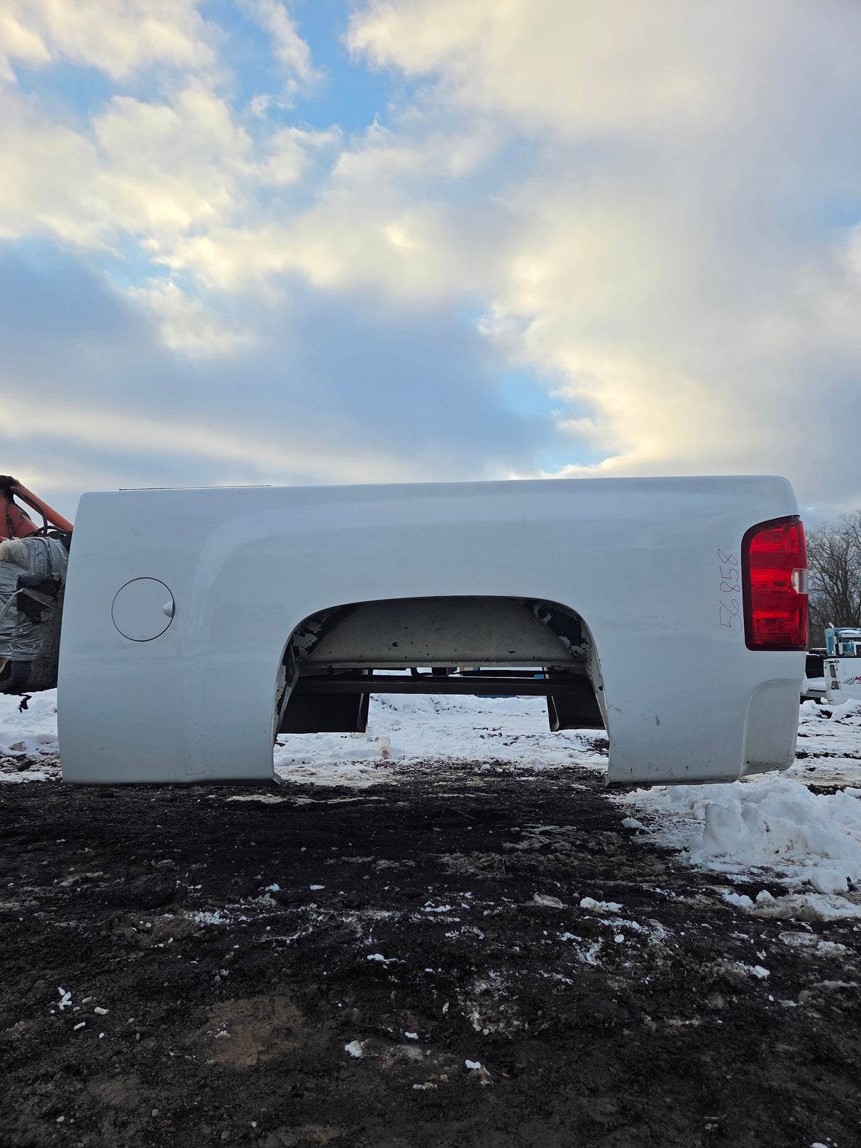 2007-2013 Chevrolet Silverado 1500 2500 3500 HD 6' 6" Short Truck