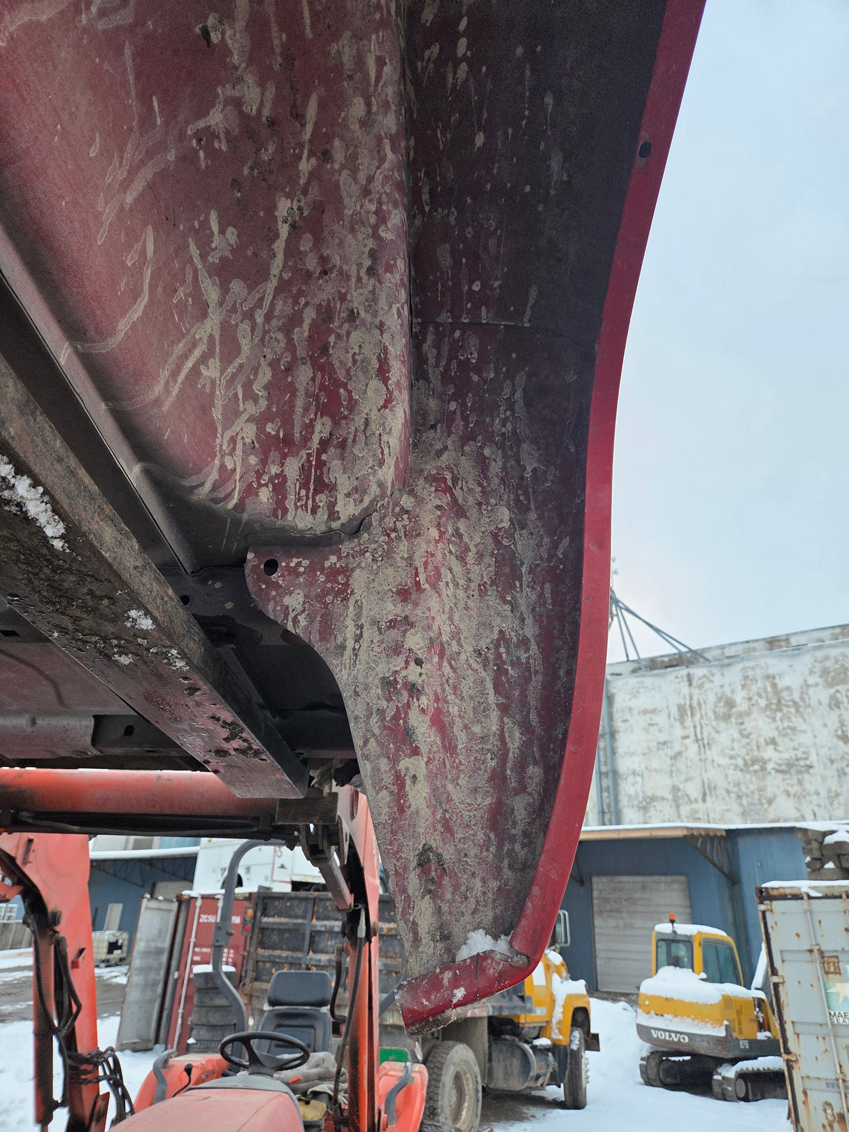 2007-2013 Chevrolet Silverado 1500 2500 3500 HD 6' 6" Short Truck Bed - Red