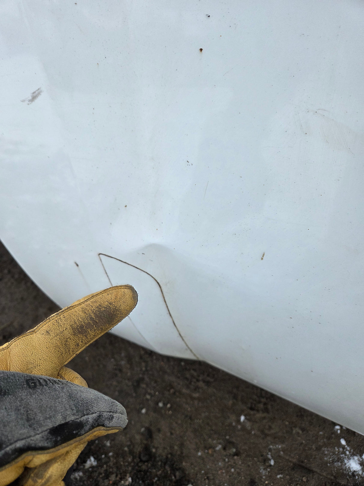 2007-2013 Chevrolet Silverado 1500 2500 3500 HD 6' 6" Short Truck Bed - Summit White