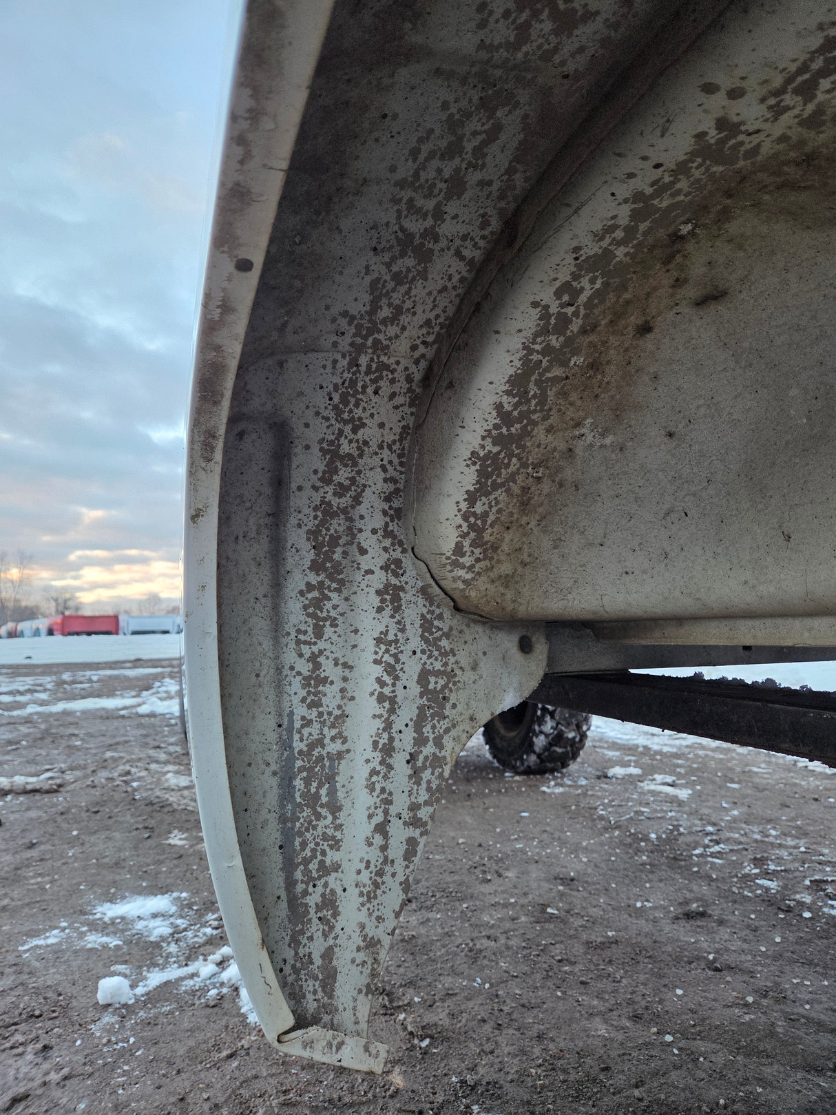 2007-2013 Chevrolet Silverado 1500 2500 3500 HD 6' 6" Short Truck Bed - Summit White