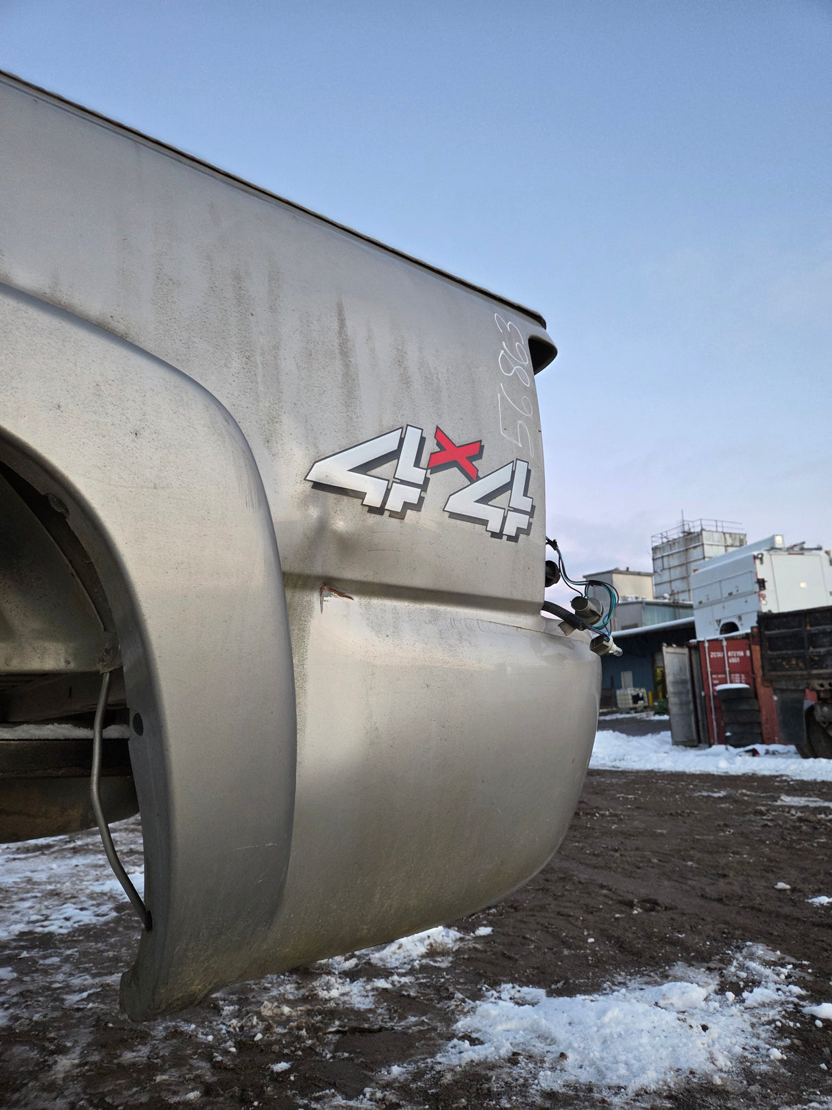 1999-2007 Chevrolet Silverado / GMC Sierra 6' 6" Short Truck Bed