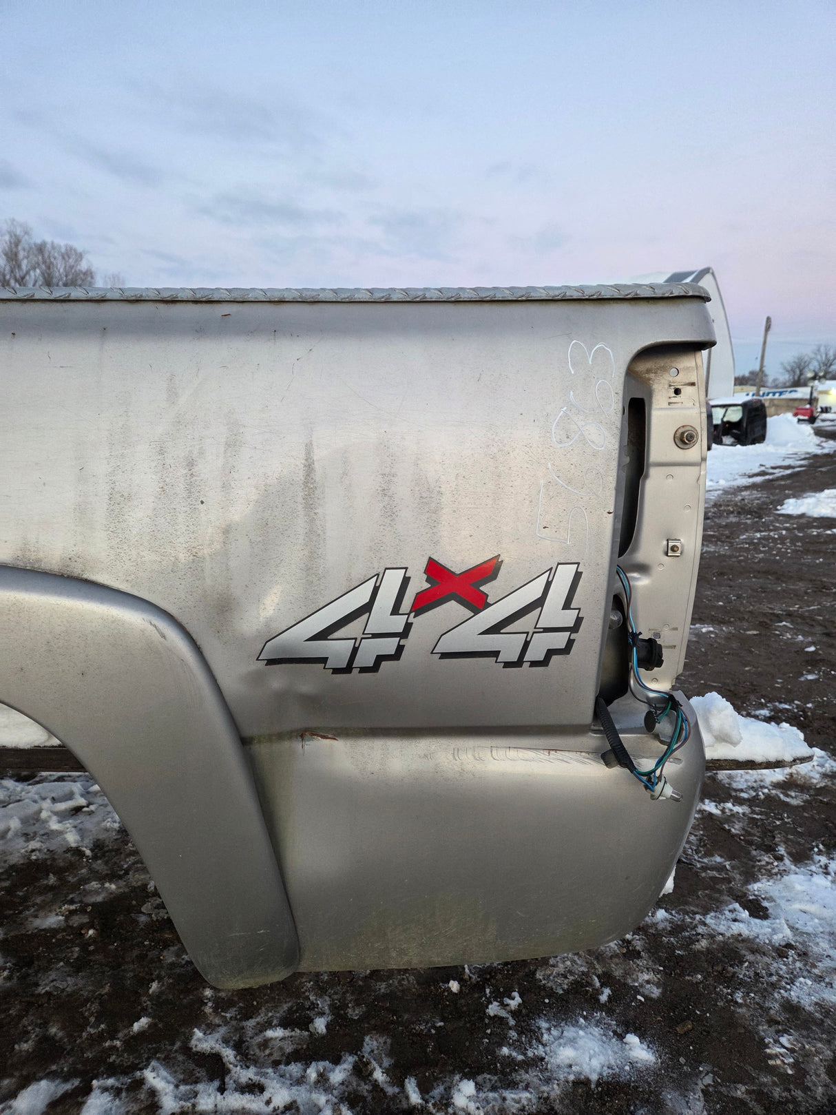 1999-2007 Chevrolet Silverado / GMC Sierra 6' 6" Short Truck Bed