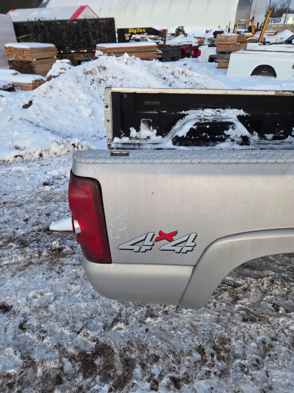 1999-2007 Chevrolet Silverado / GMC Sierra 6' 6" Short Truck Bed