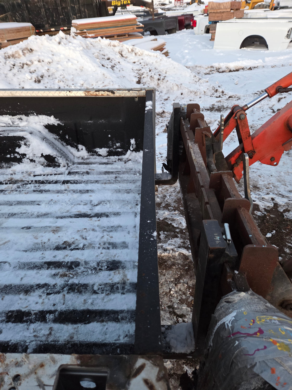 1999-2007 Chevrolet Silverado / GMC Sierra 6' 6" Short Truck Bed