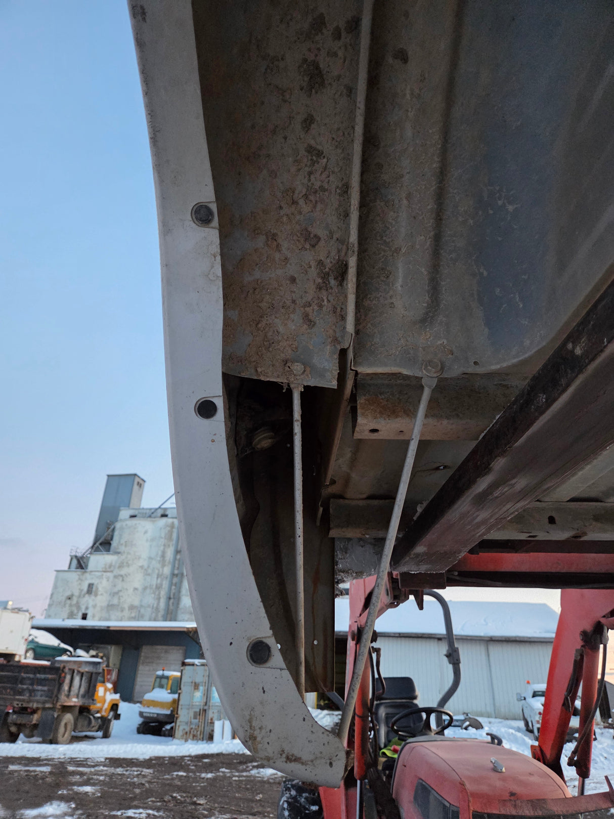 1999-2007 Chevrolet Silverado / GMC Sierra 6' 6" Short Truck Bed