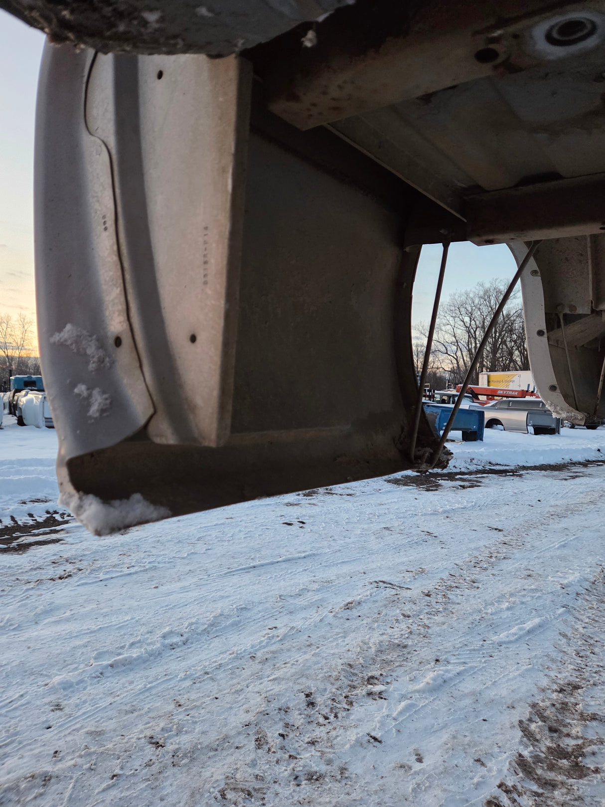 1999-2007 Chevrolet Silverado / GMC Sierra 6' 6" Short Truck Bed