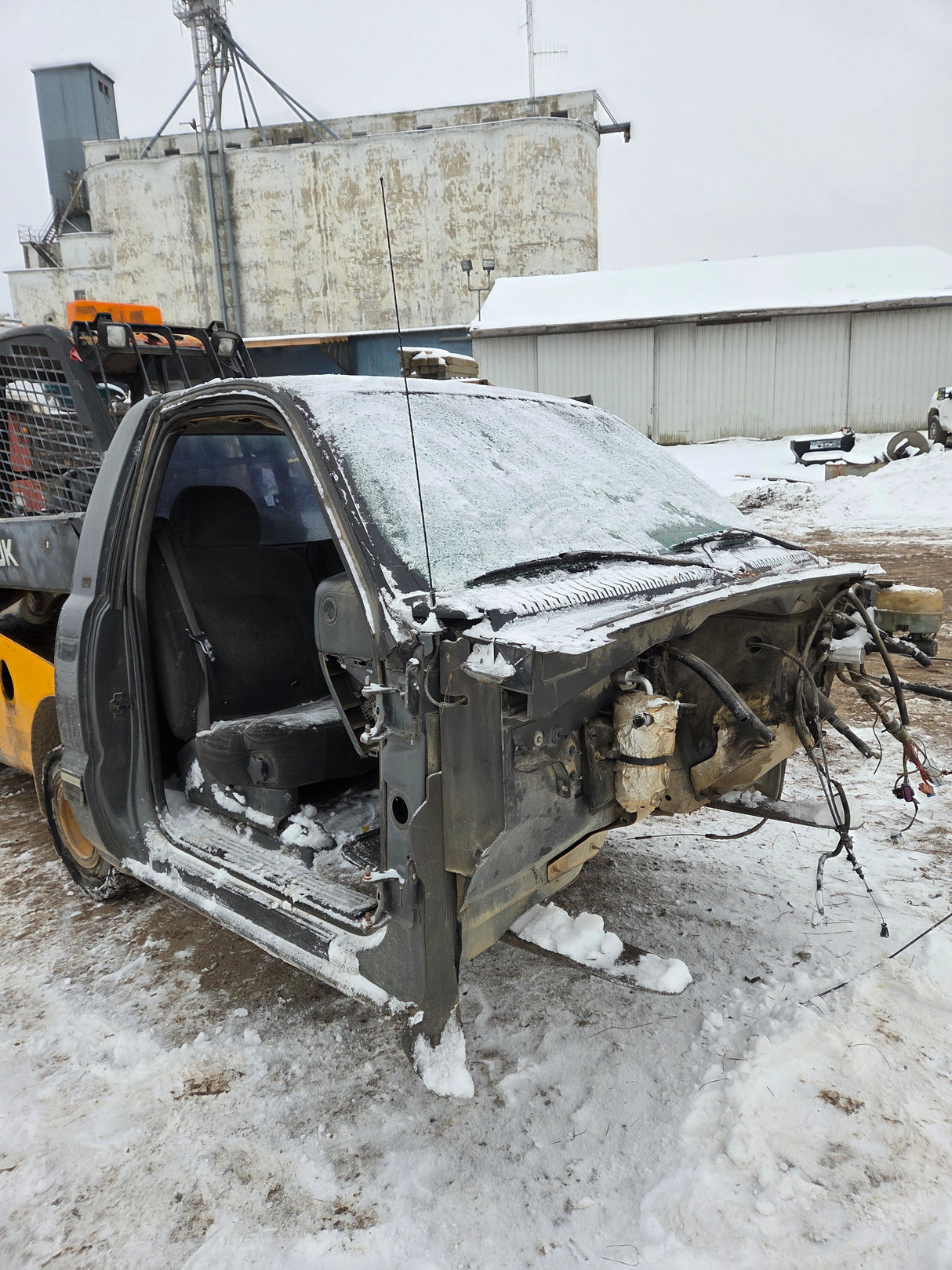 1999-2007 Chevrolet Silverado / GMC Sierra 1500 2500 HD 3500HD Regular Cab Body