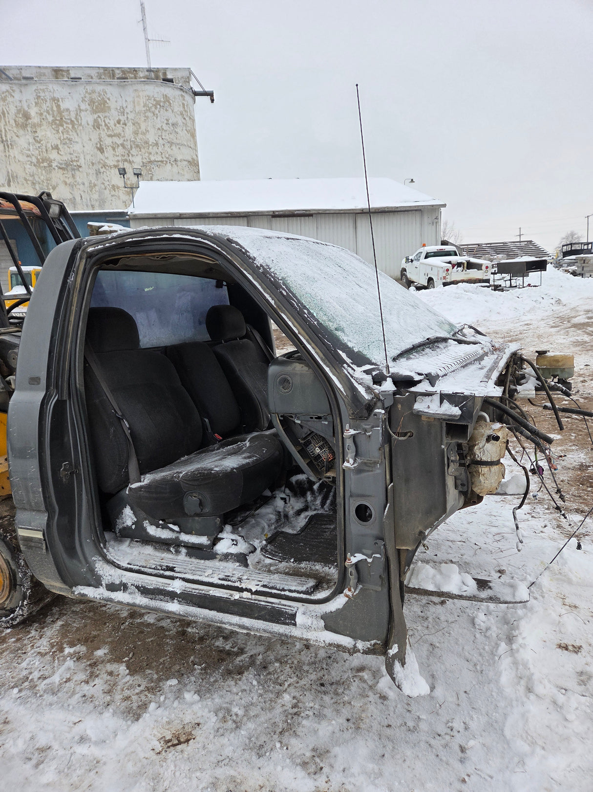 1999-2007 Chevrolet Silverado / GMC Sierra 1500 2500 HD 3500HD Regular Cab Body