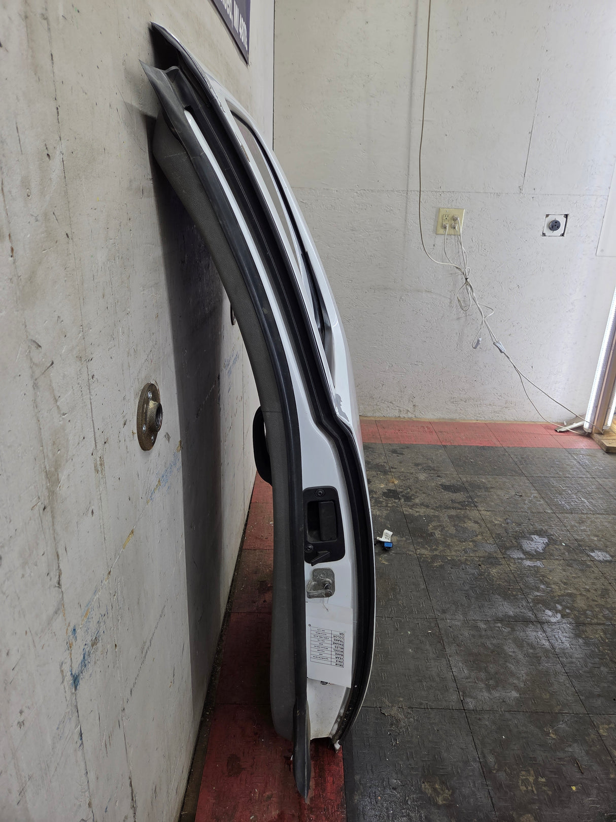 2007-2013 Chevrolet Silverado / GMC Sierra 1500 2500 3500 HD Driver Side Extended Cab LH Rear Door