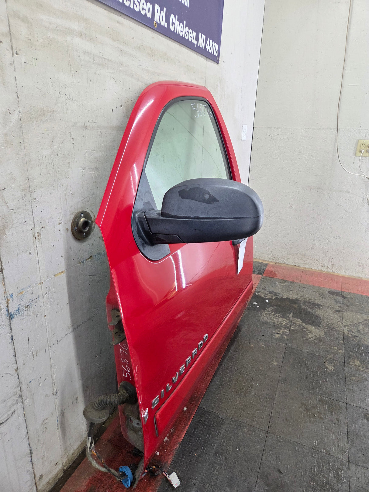 2007-2013 Chevrolet Silverado / GMC Sierra 1500 2500 3500 HD LH Front Driver Side Door