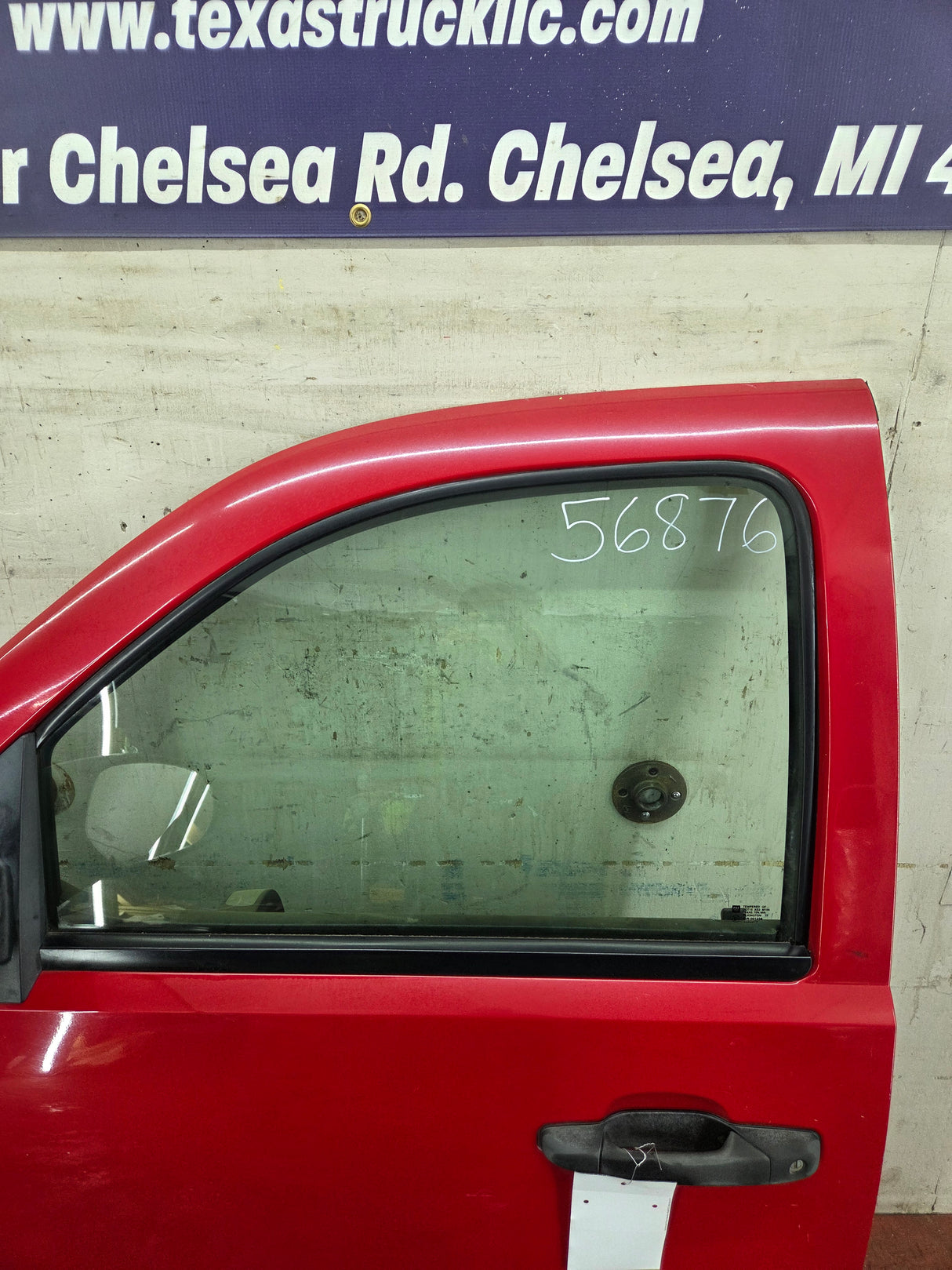 2007-2013 Chevrolet Silverado / GMC Sierra 1500 2500 3500 HD LH Front Driver Side Door