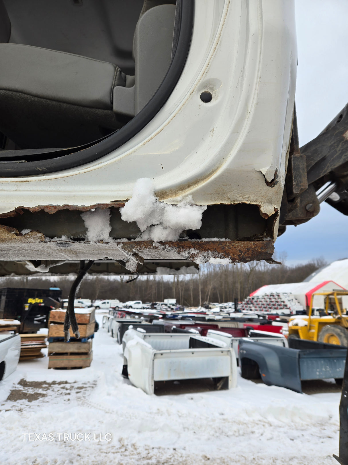 2014-2019 Chevrolet Silverado GMC Sierra 1500 2500 3500 HD Crew Cab 4 door Truck Cab