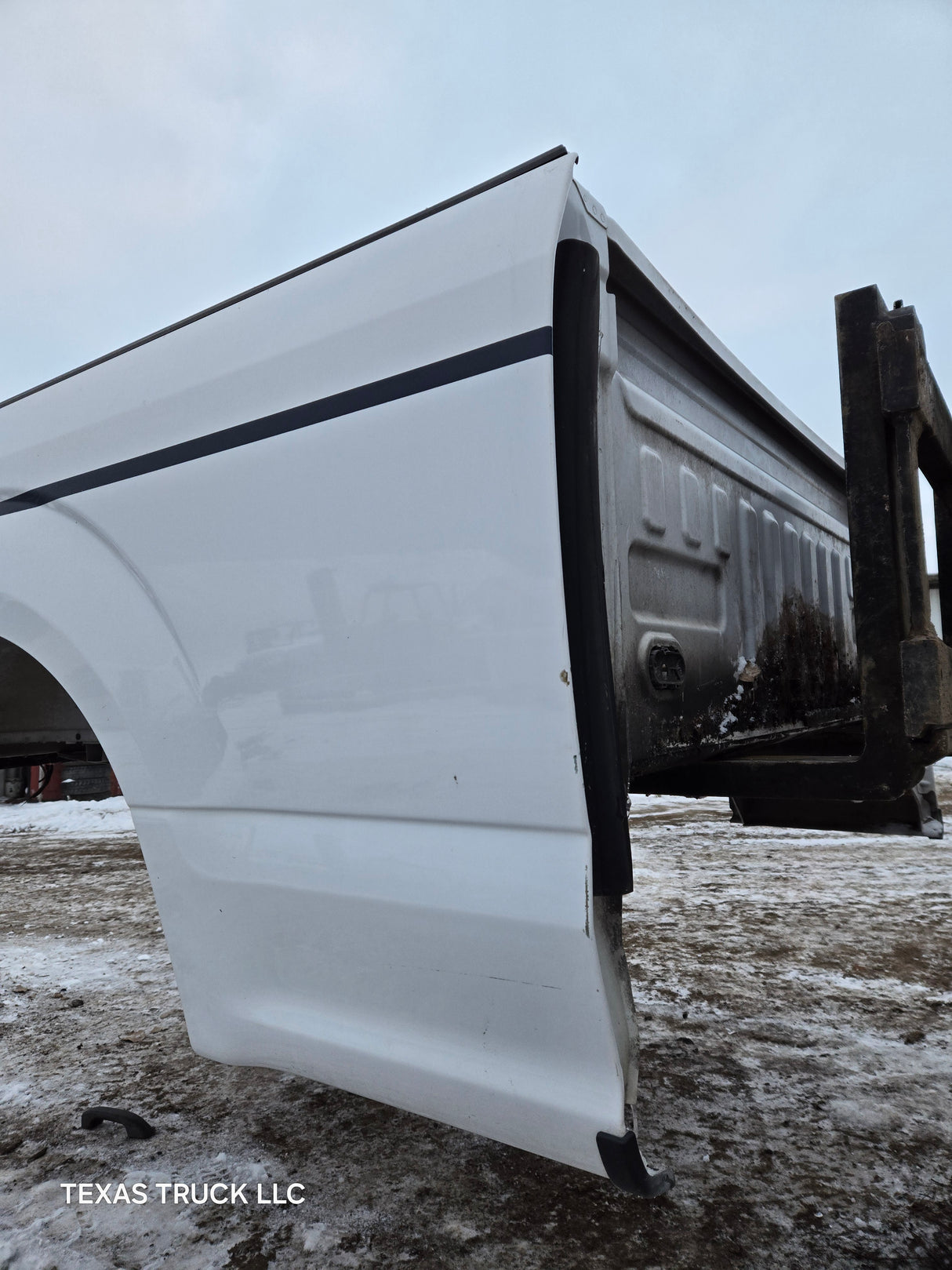 2015-2020 Ford F150 6' 6" Short Bed Without Wheel Lip Molding
