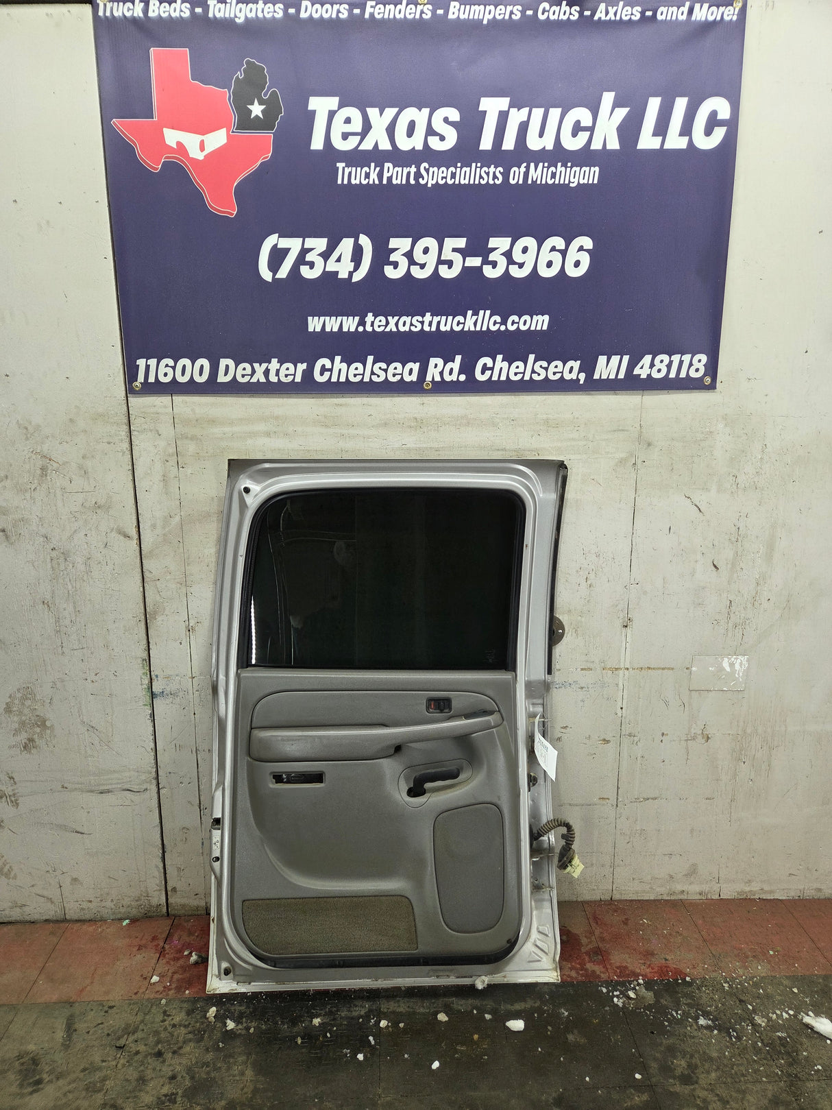 1999-2007 Chevrolet Silverado / GMC Sierra 1500 2500 3500 HD Rear Driver side LH Crew Cab rear door - Fine Silver Birch Metallic