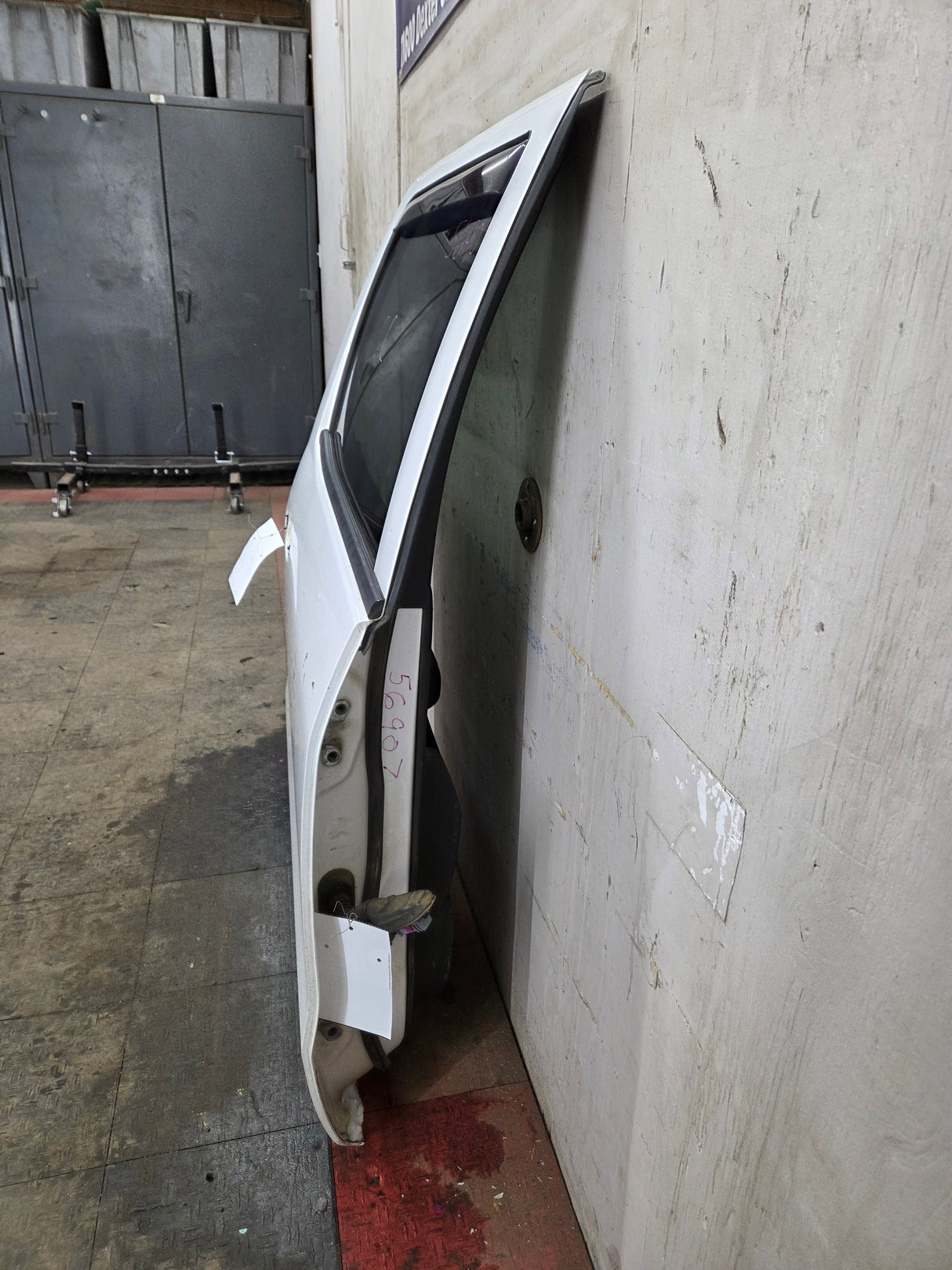 2014-2019 Chevrolet Silverado / GMC Sierra RH Rear Passenger Side Crew Cab Door 1500 2500 3500 HD