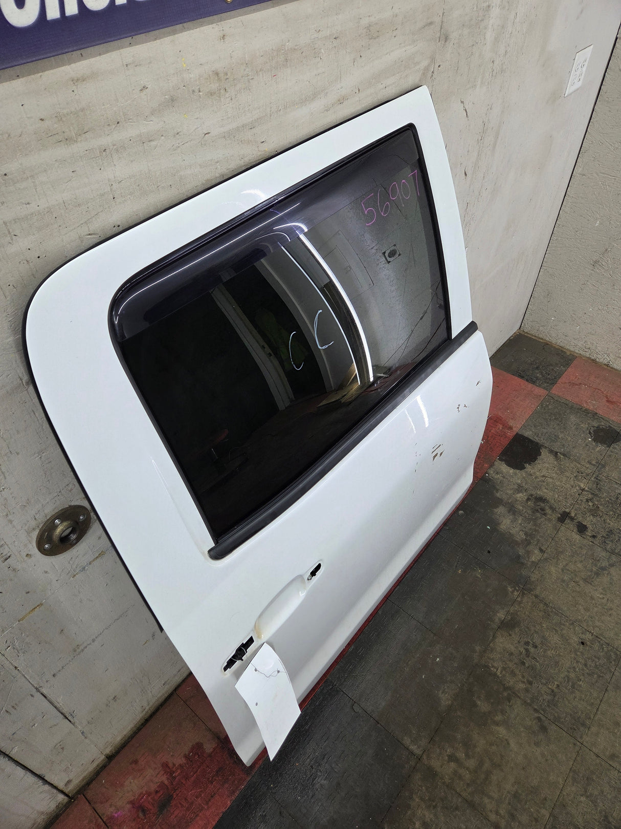 2014-2019 Chevrolet Silverado / GMC Sierra RH Rear Passenger Side Crew Cab Door 1500 2500 3500 HD