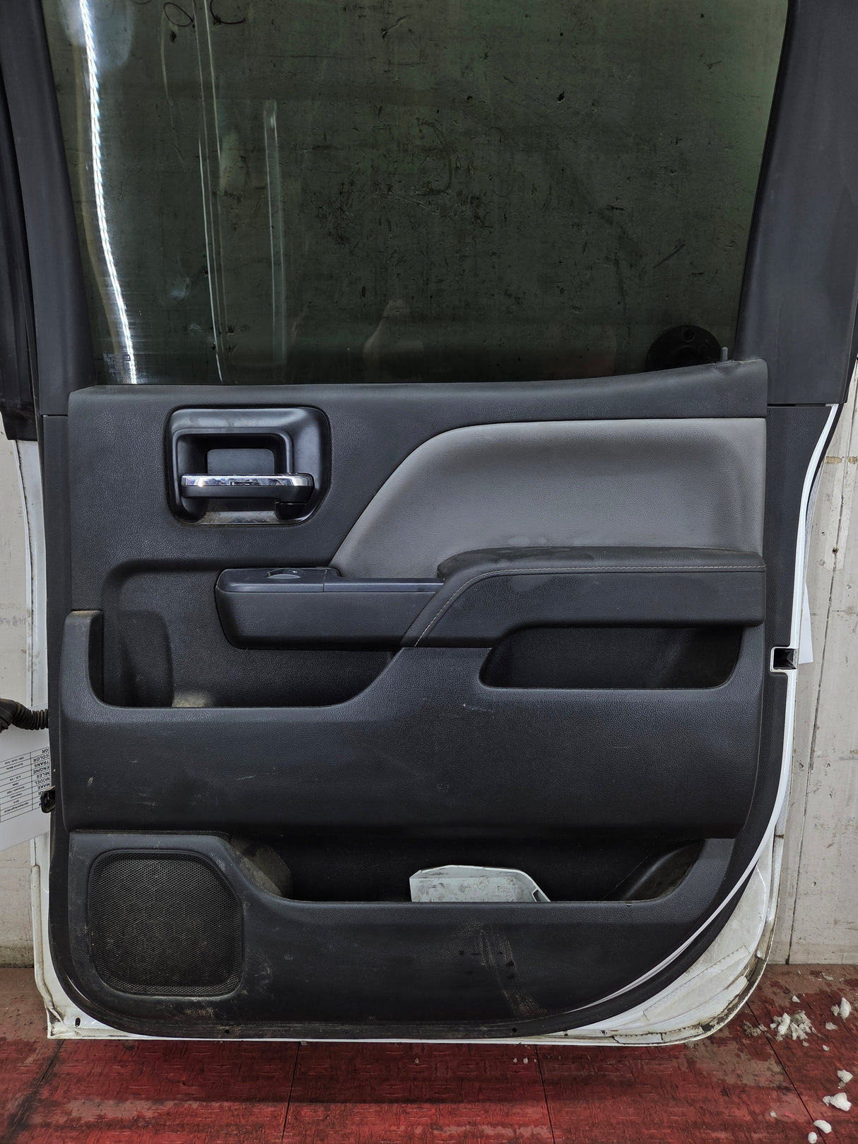 2014-2019 Chevrolet Silverado / GMC Sierra RH Rear Passenger Side Crew Cab Door 1500 2500 3500 HD