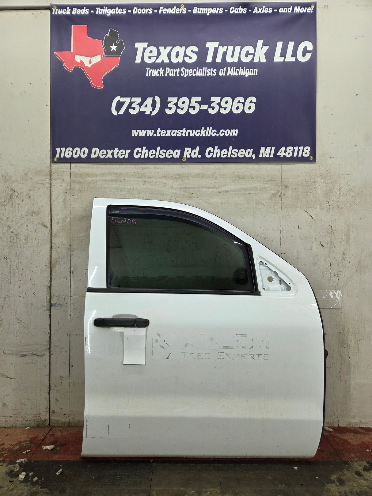 2014-2019 Chevrolet Silverado / GMC Sierra RH Front Passenger Side Crew Cab Door 1500 25000 3500 HD