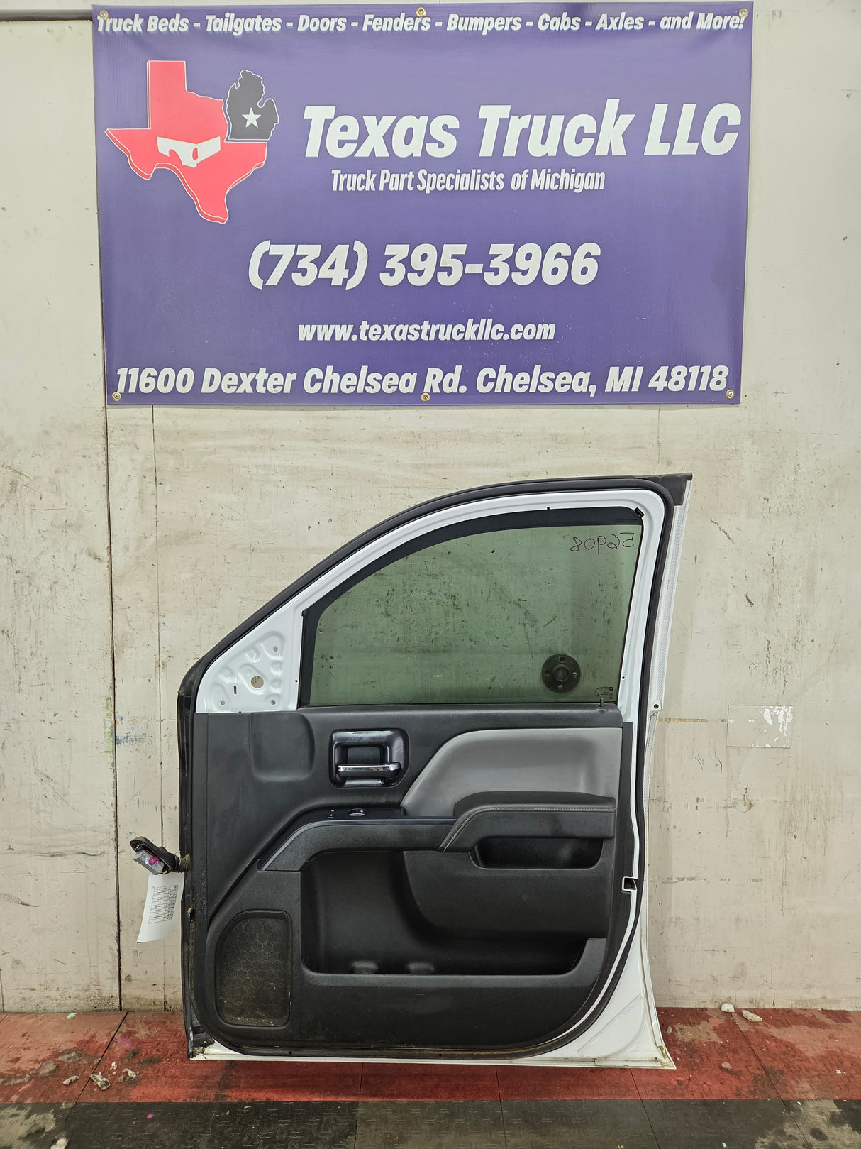 2014-2019 Chevrolet Silverado / GMC Sierra RH Front Passenger Side Crew Cab Door 1500 25000 3500 HD