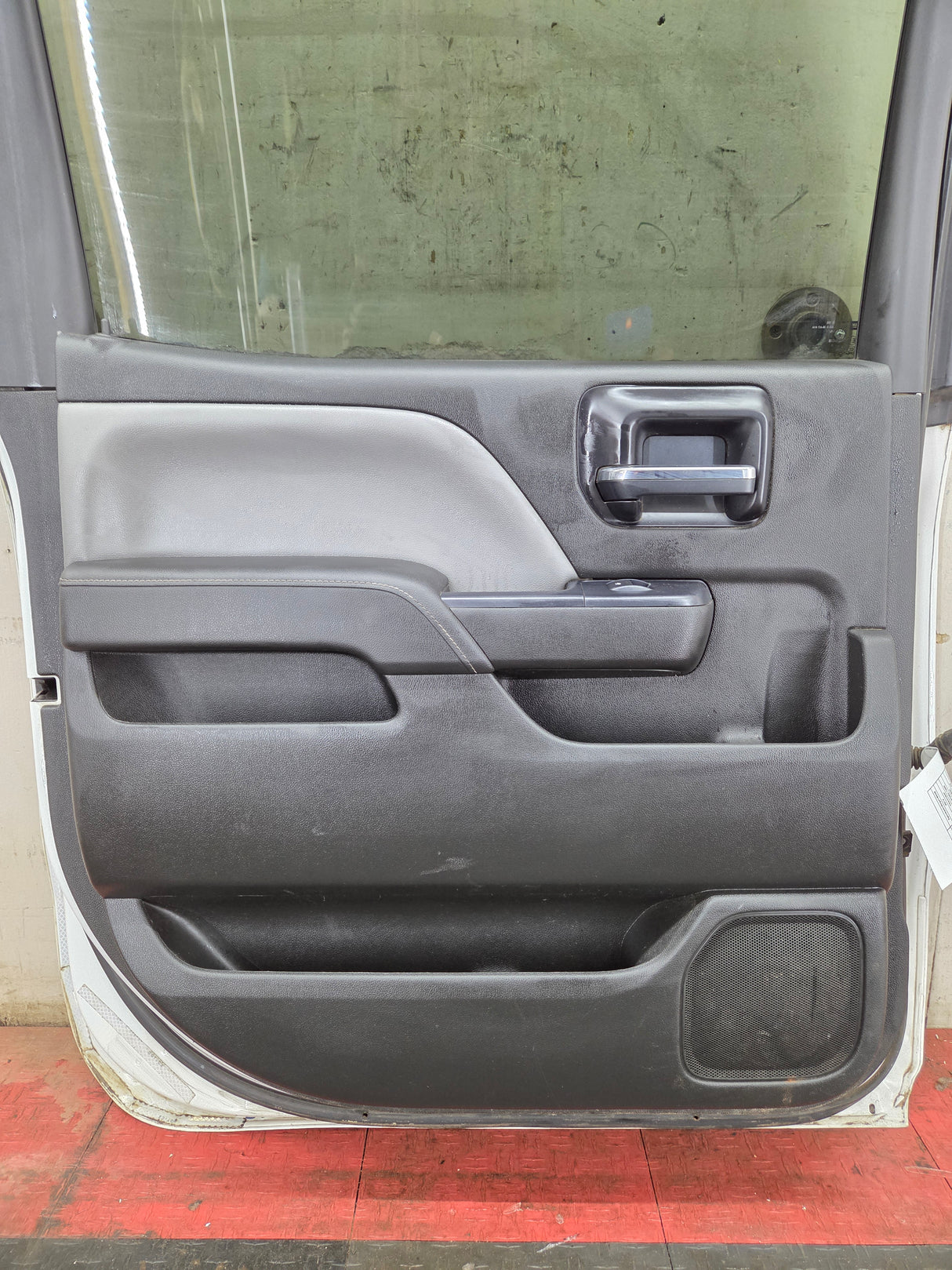 2014-2019 Chevrolet Silverado / GMC Sierra LH Rear Driver Side Crew Cab Door 1500 2500 3500 HD