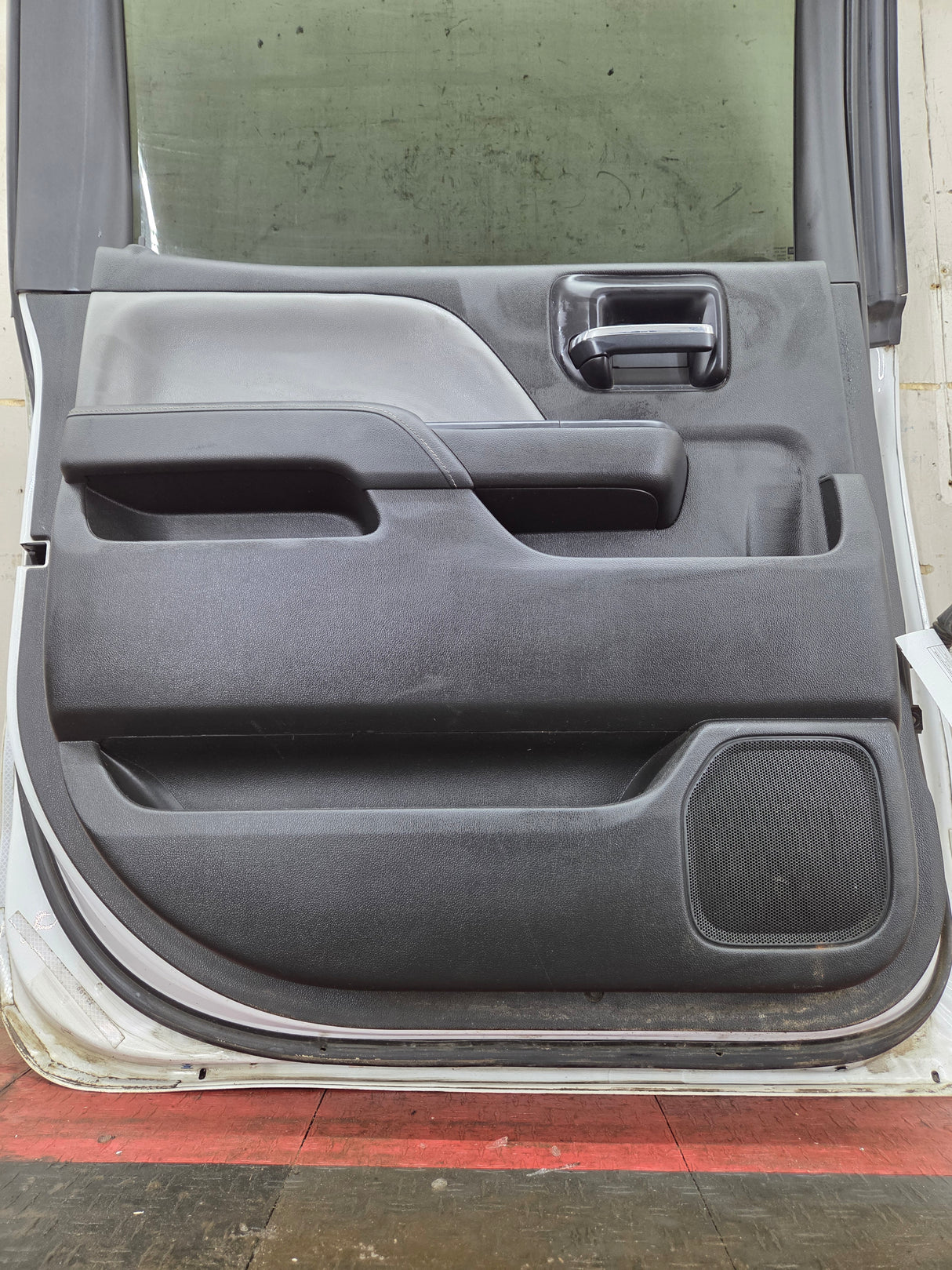 2014-2019 Chevrolet Silverado / GMC Sierra LH Rear Driver Side Crew Cab Door 1500 2500 3500 HD