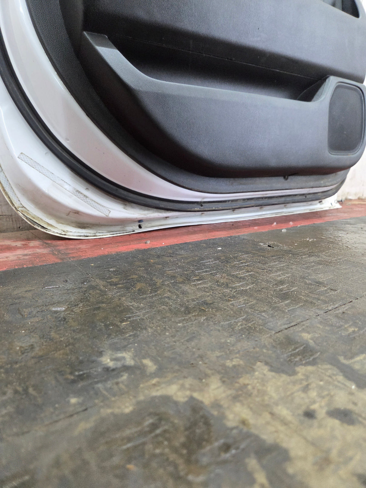 2014-2019 Chevrolet Silverado / GMC Sierra LH Rear Driver Side Crew Cab Door 1500 2500 3500 HD