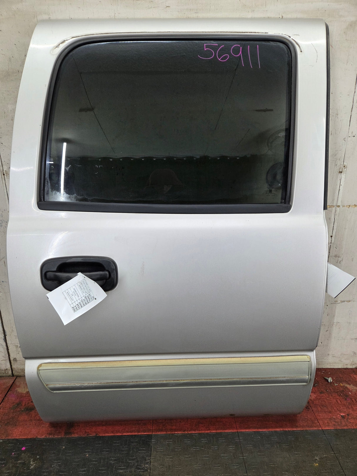 1999-2006 Chevrolet Silverado / GMC Sierra 1500 2500 3500 HD Rear Passenger side Crew Cab rear door RH - Fine Silver Birch Metallic