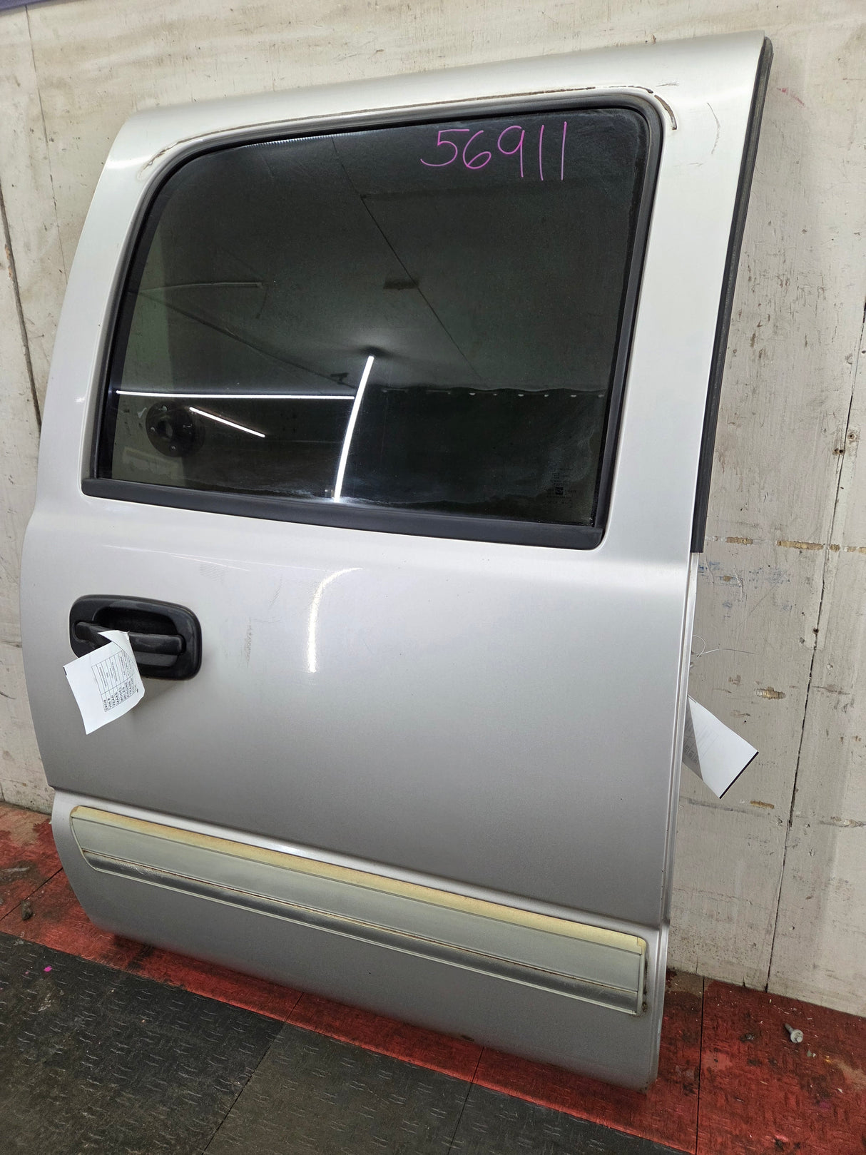 1999-2006 Chevrolet Silverado / GMC Sierra 1500 2500 3500 HD Rear Passenger side Crew Cab rear door RH - Fine Silver Birch Metallic