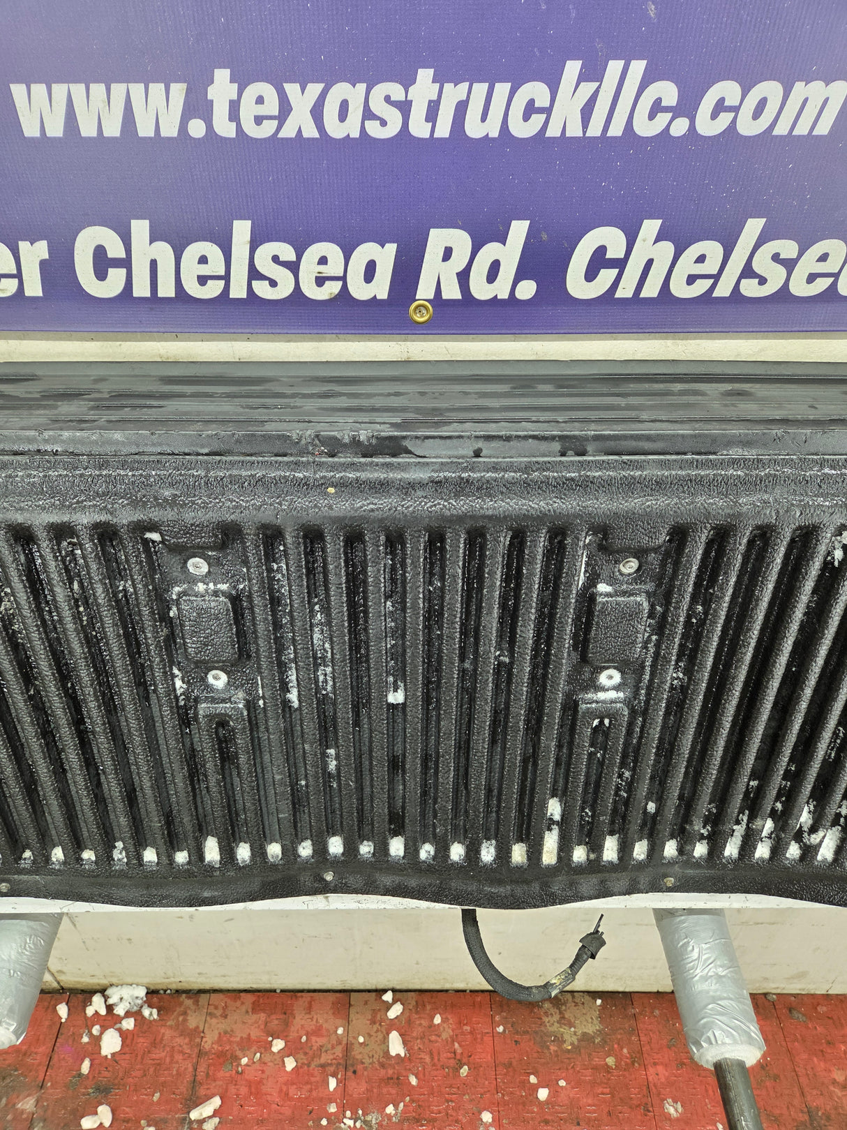 2015-2017 Ford F150 Tailgate - Oxford White