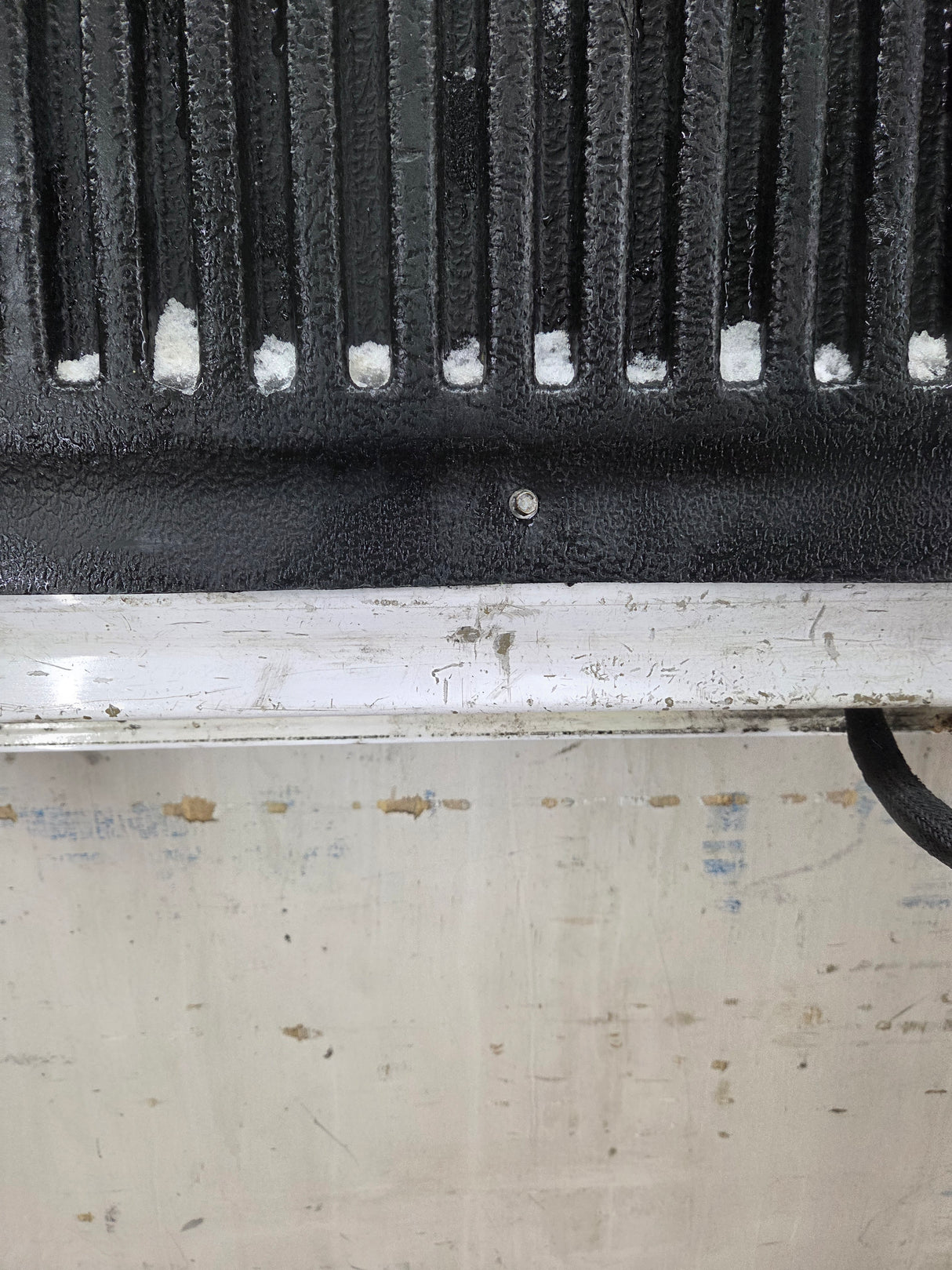 2015-2017 Ford F150 Tailgate - Oxford White