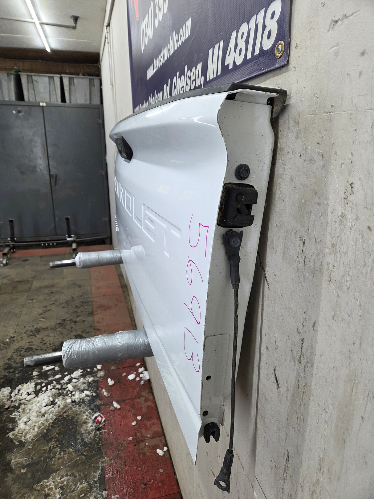 2019-2025 Chevrolet Silverado 2500 3500 Truck Tailgate