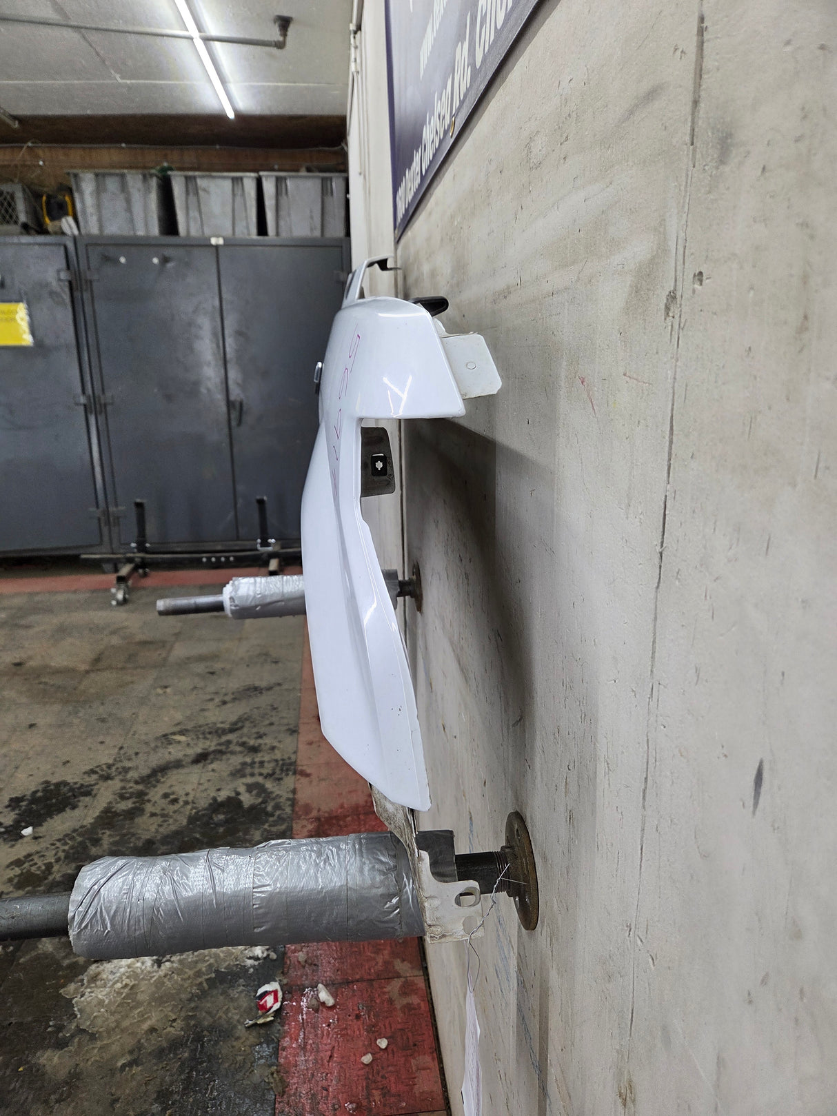 2015-2020 Ford F150 RH Passenger Fender - Oxford White