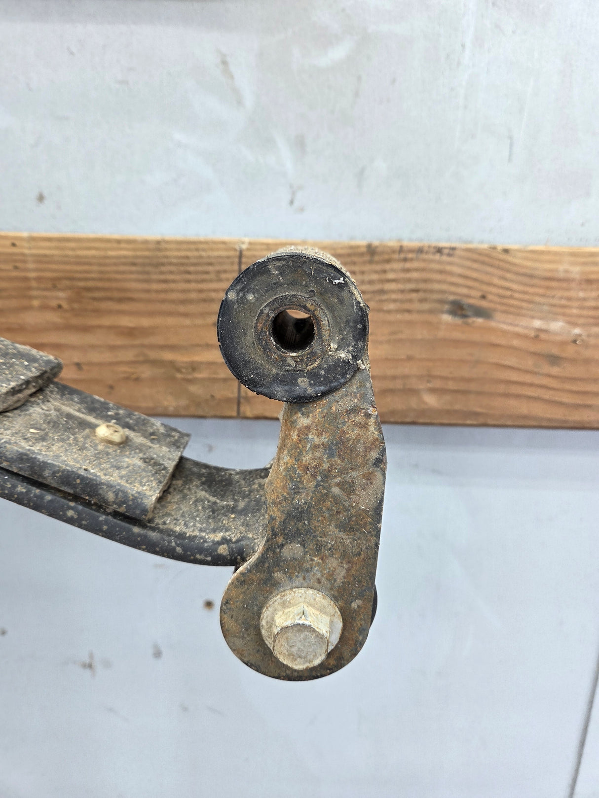 2008-2010 Ford F250 F350 Super Duty Rear Leaf Spring (1)