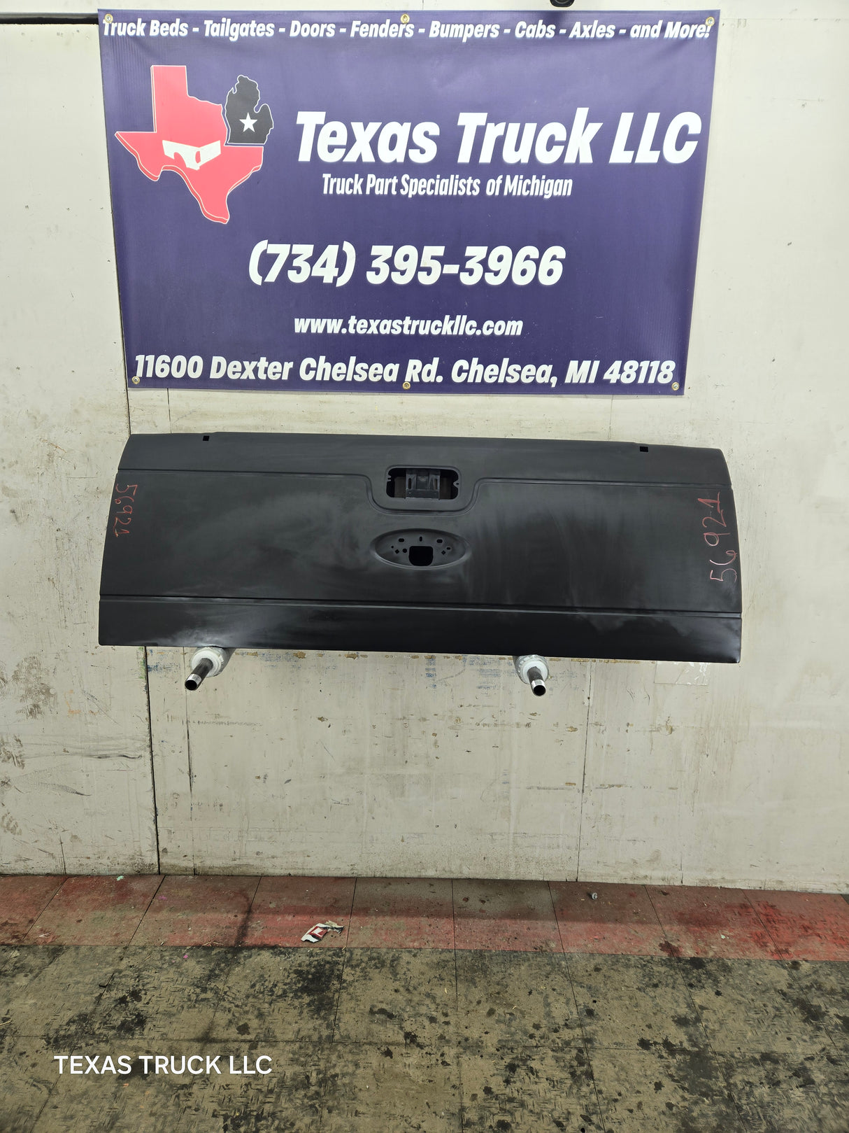 2008-2016 Ford Super Duty Tailgate F250 F350 F450 F550 - Aftermarket Replacement