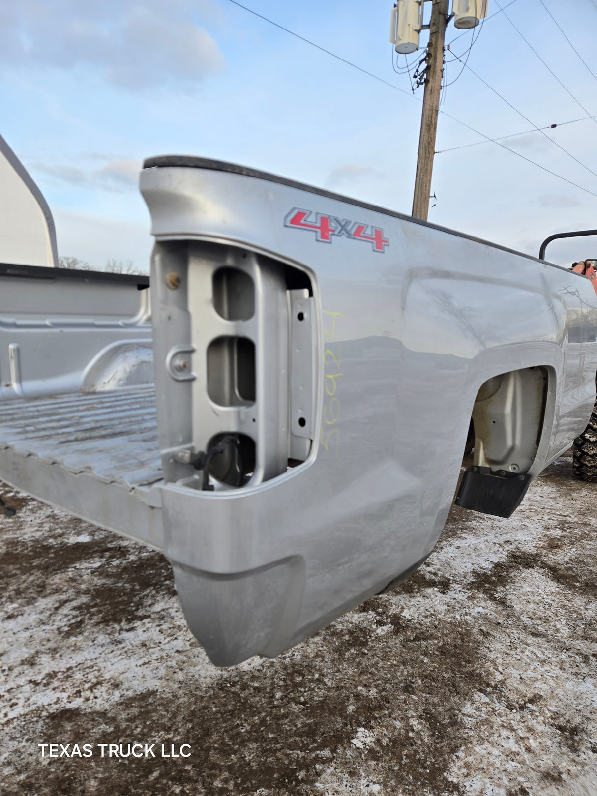 2014-2019 Chevrolet Silverado 1500 2500HD 3500 HD 8' Long Truck Bed