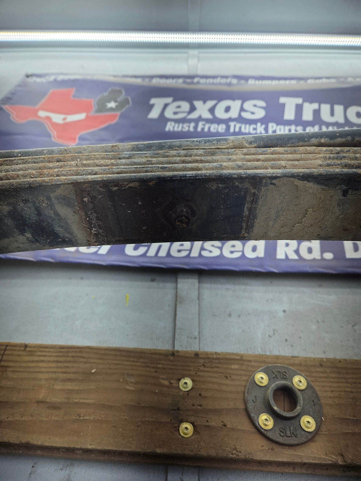 1999-2007 Ford F250 F350 Super Duty Rear Leaf Spring - 1