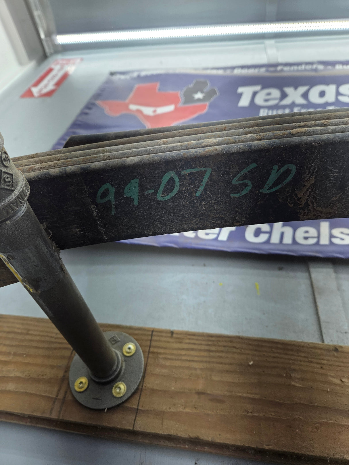 1999-2007 Ford F250 F350 Super Duty Rear Leaf Spring