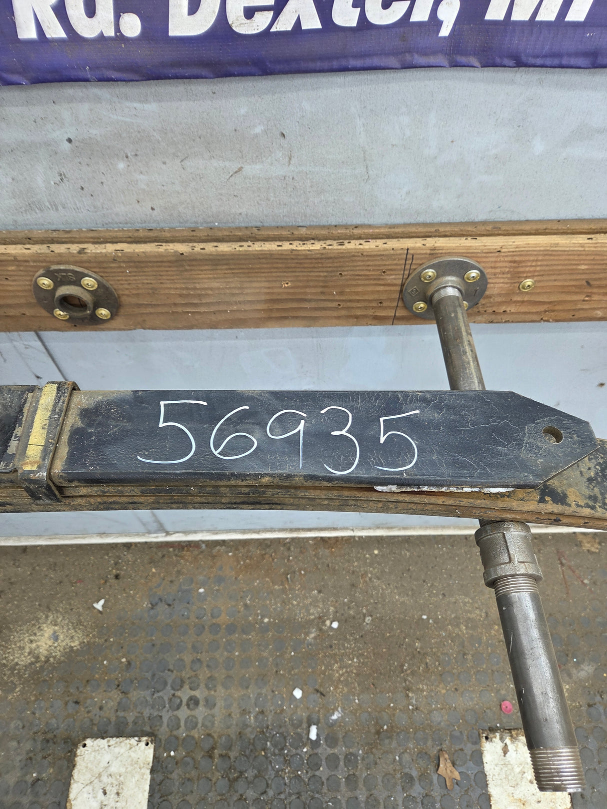 2008-2010 Ford F250 F350 Super Duty Rear Leaf Spring (1)