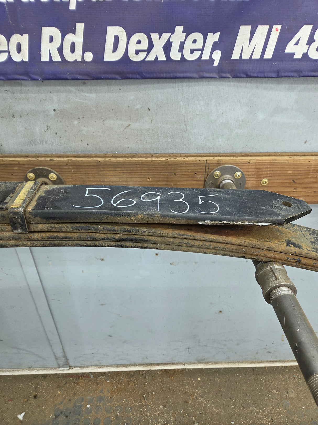 2008-2010 Ford F250 F350 Super Duty Rear Leaf Spring (1)