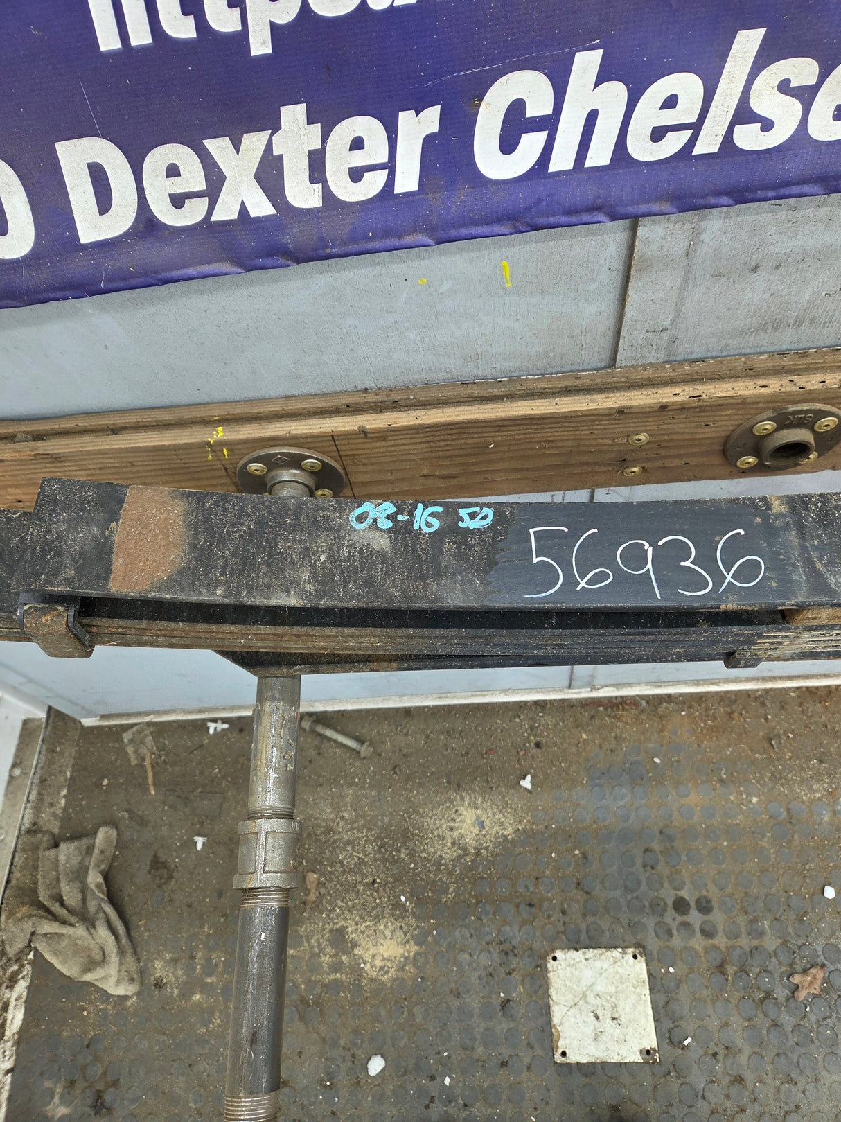 2008-2010 Ford F250 F350 Super Duty Rear Leaf Spring (1)