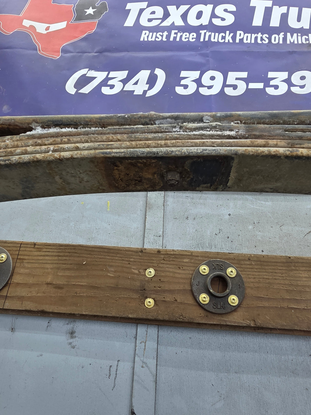 1999-2007 Ford F250 F350 Super Duty Rear Leaf Spring - 1