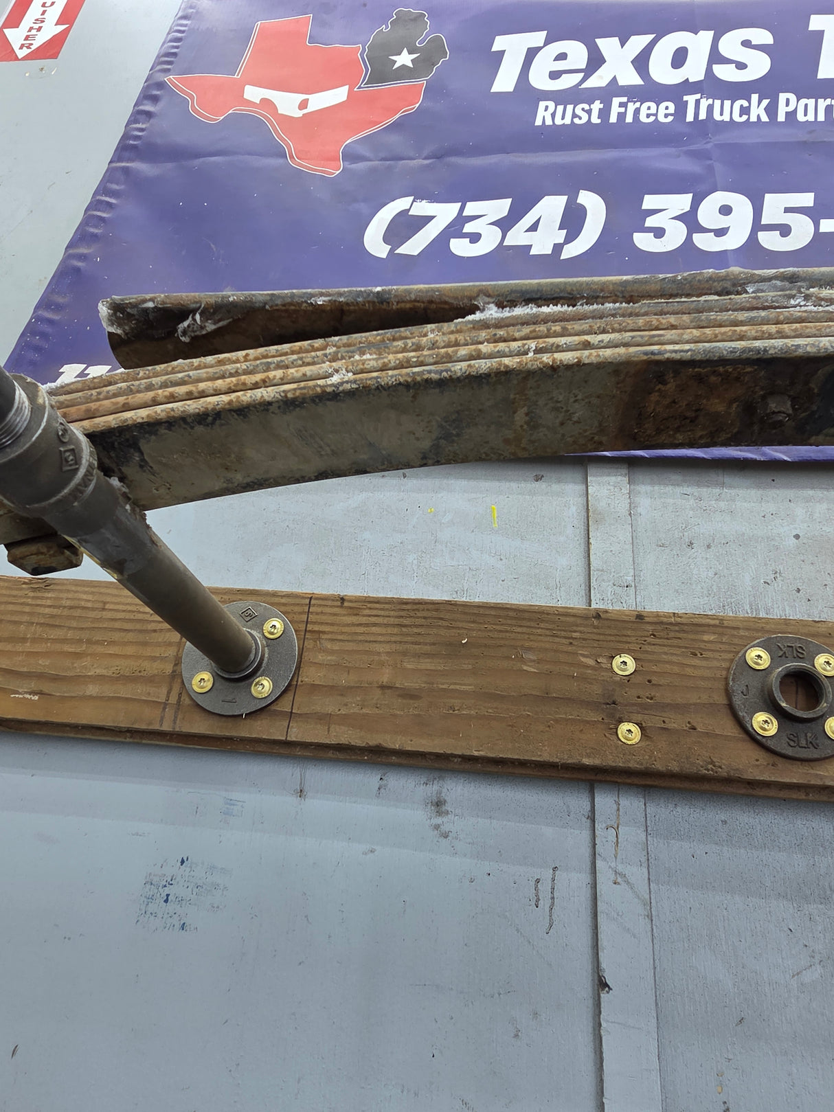 1999-2007 Ford F250 F350 Super Duty Rear Leaf Spring - 1