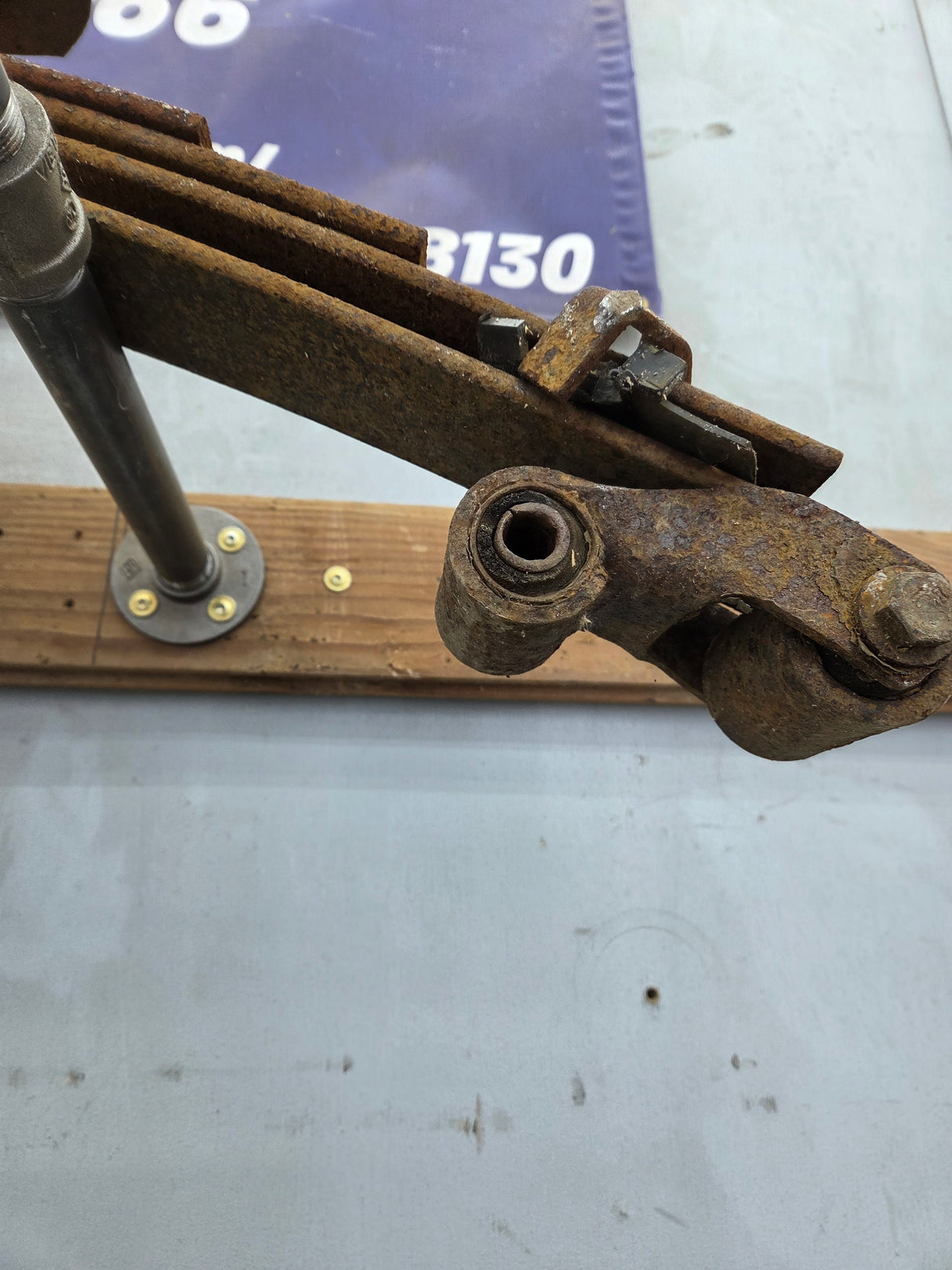 1999-2007 Ford F250 F350 Super Duty Rear Leaf Spring - 1