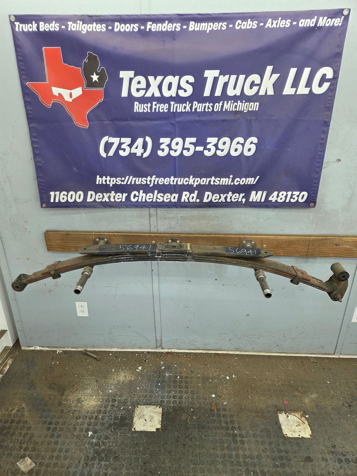 2008-2010 Ford F250 F350 Super Duty Rear Leaf Spring (1)