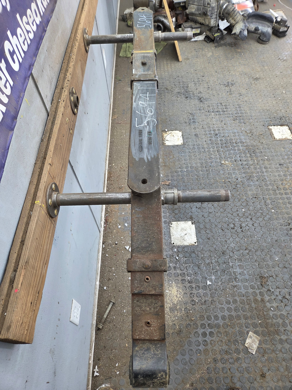 2008-2010 Ford F250 F350 Super Duty Rear Leaf Spring (1)
