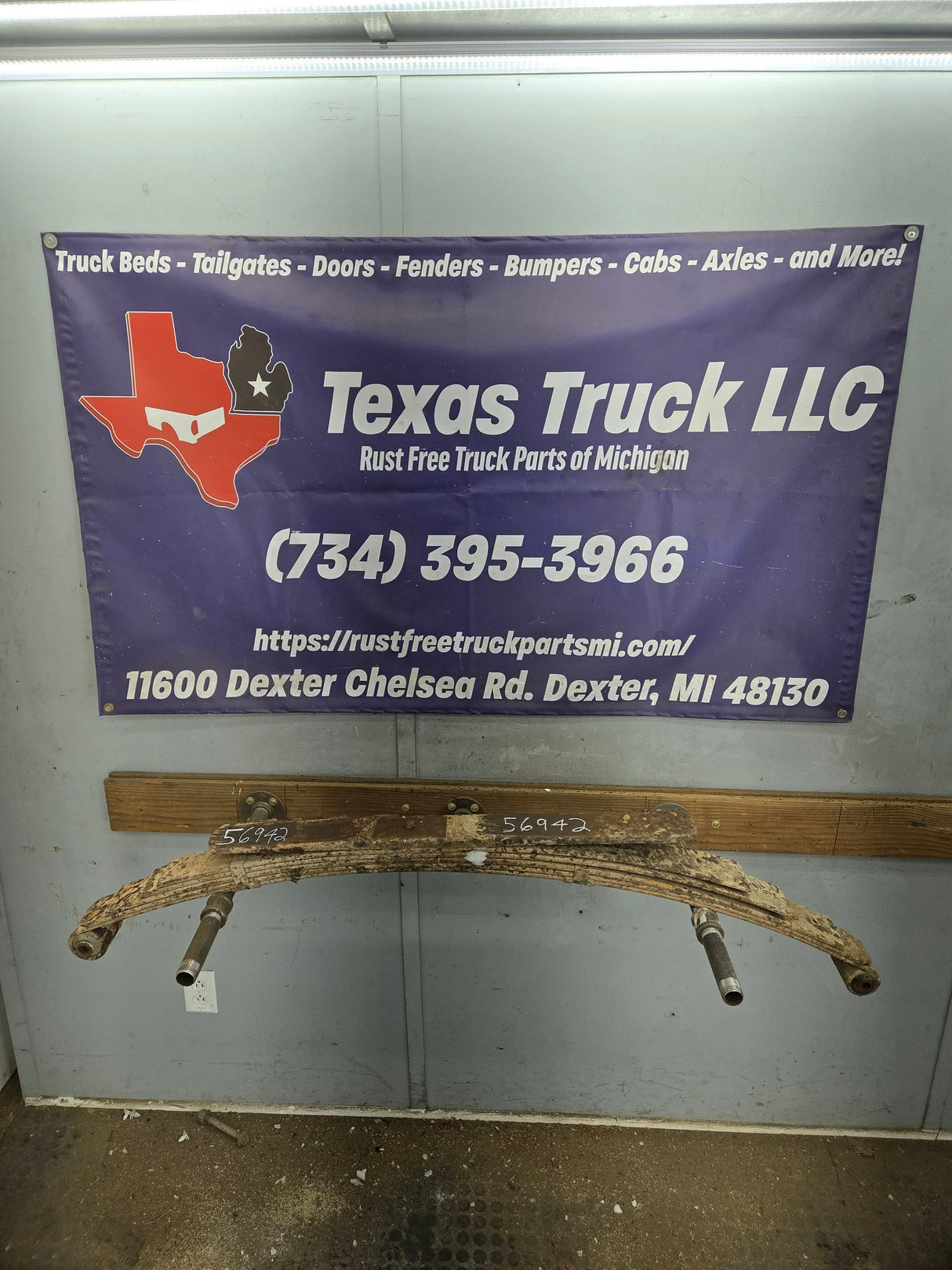 1999-2007 Ford F250 F350 Super Duty Rear Leaf Spring - 1