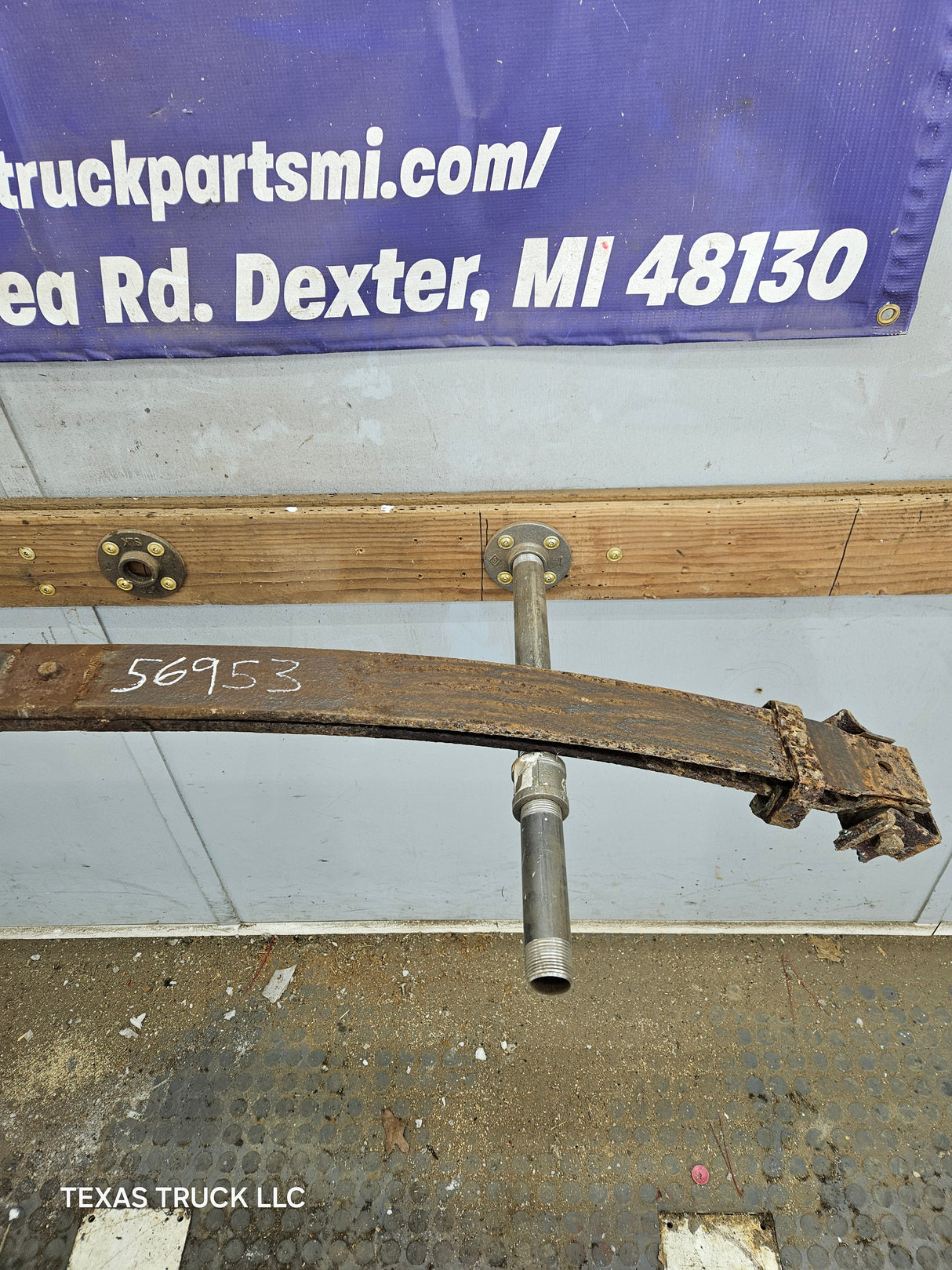 1999-2004 Ford F250 F350 Super Duty Excursion Front Leaf Spring